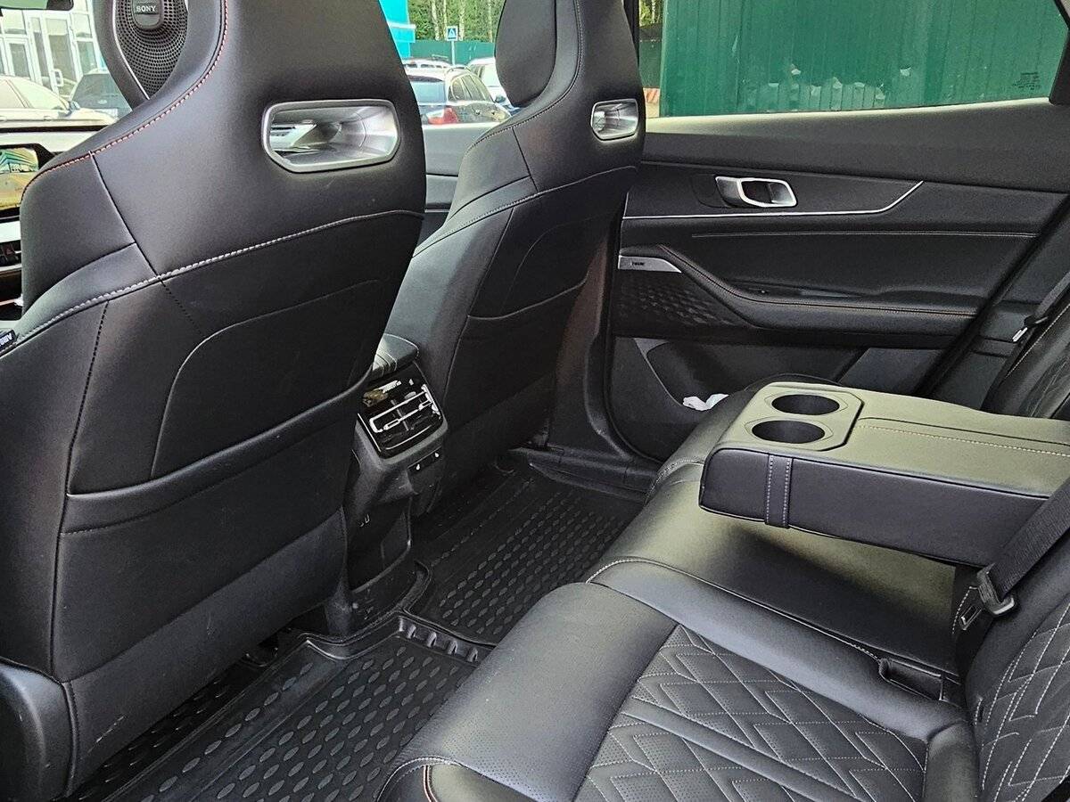 Changan UNI-K, 2023 Фото №13