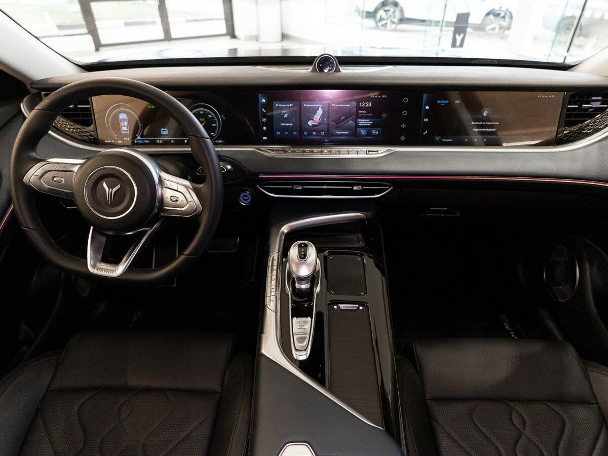 Voyah Free EVR, 2023 Фото №15