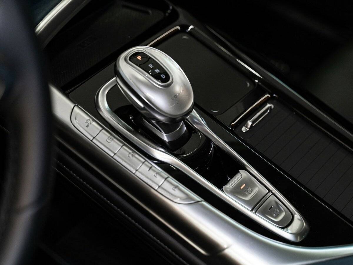 Voyah Free EVR, 2023 Фото №21