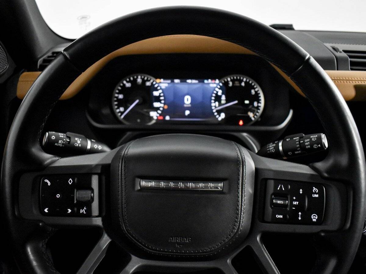 Land Rover Defender 110, 2023 Фото №18