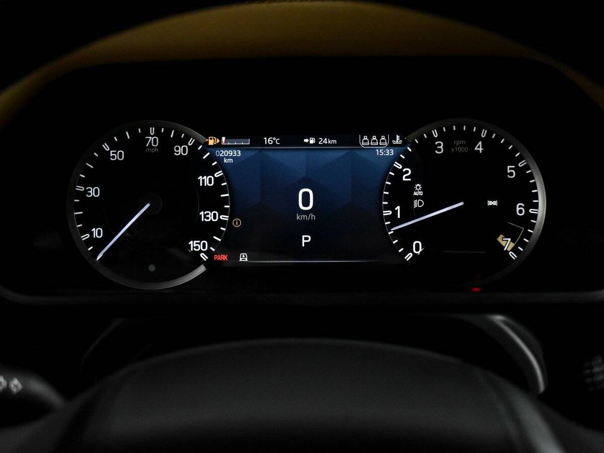 Land Rover Defender 110, 2023 Фото №19