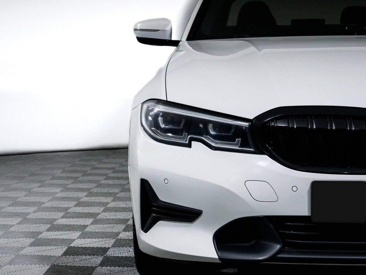 BMW 3 серии 330i, 2020 Фото №18