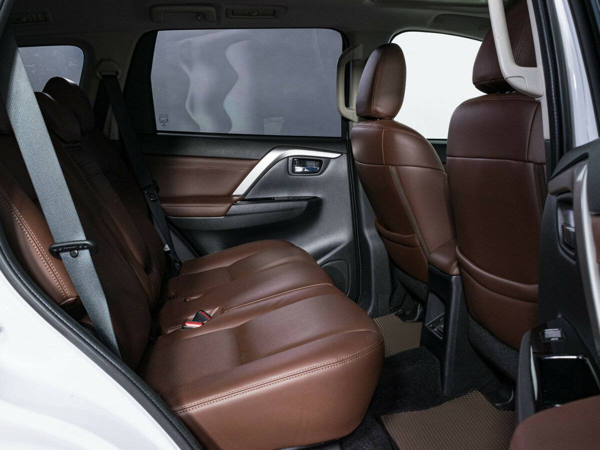 Mitsubishi Pajero Sport, 2020 Фото №9