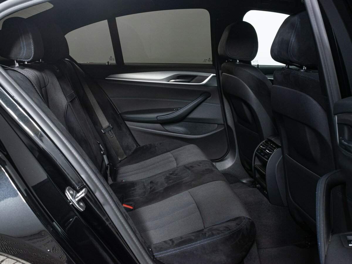 BMW 5 серии 520d xDrive, 2019 Фото №13