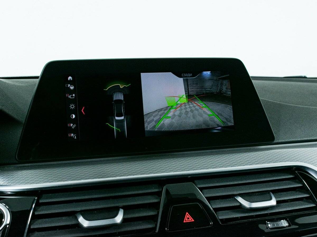 BMW 5 серии 520d xDrive, 2019 Фото №19