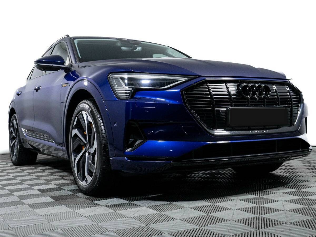 Audi e-tron Sportback 55, 2022 Фото №19