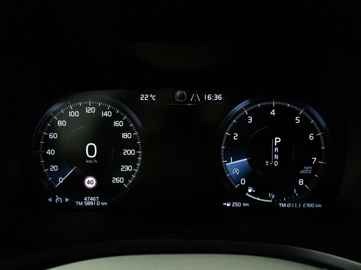 Volvo V60 Cross Country, 2020 Фото №12