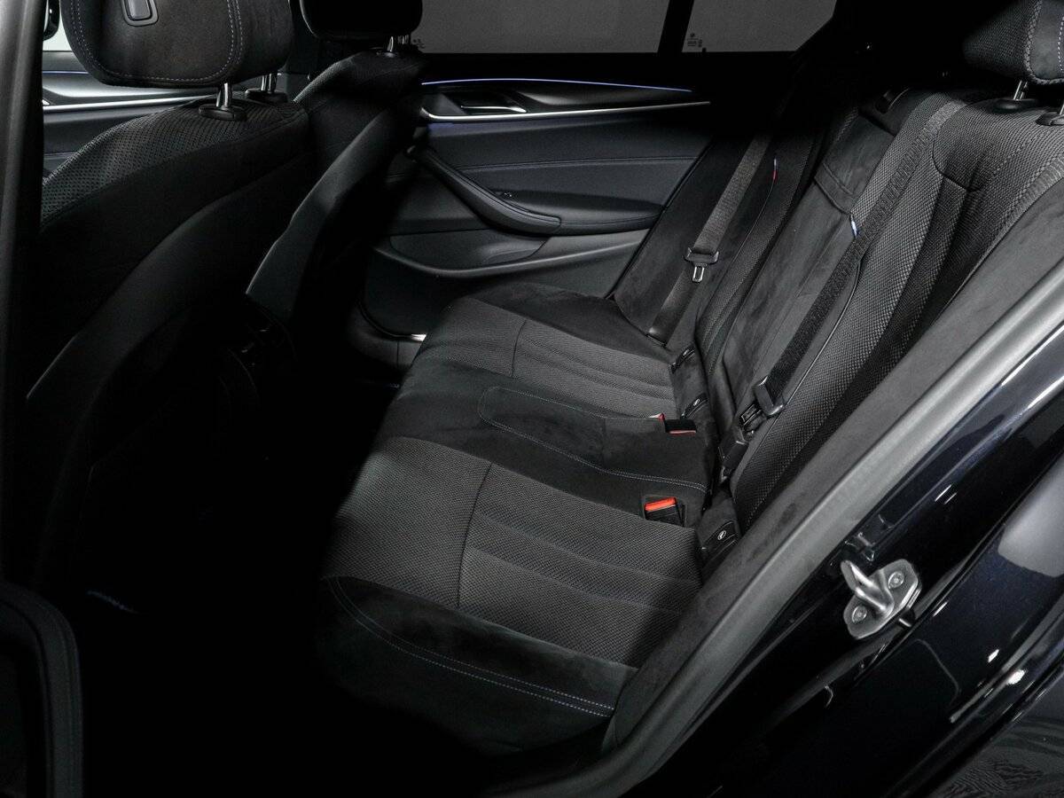 BMW 5 серии 520d xDrive, 2020 Фото №10