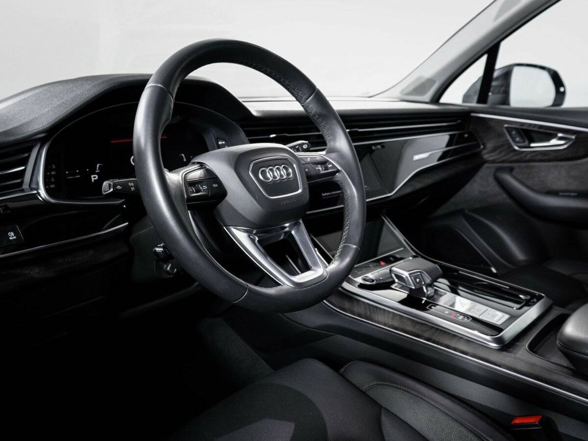 Audi Q7 45 TDI, 2021 Фото №14