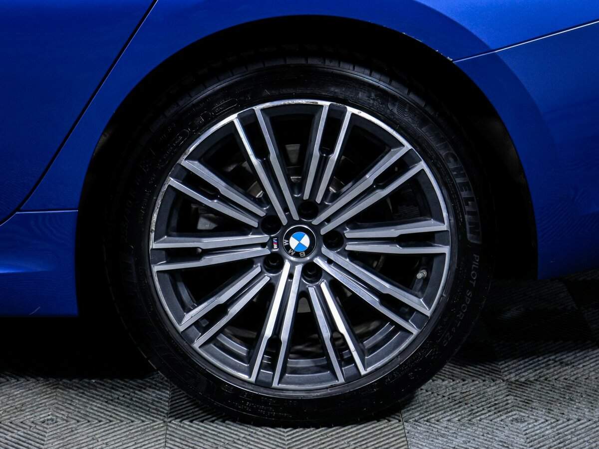 BMW 3 серии 320i xDrive, 2019 Фото №15