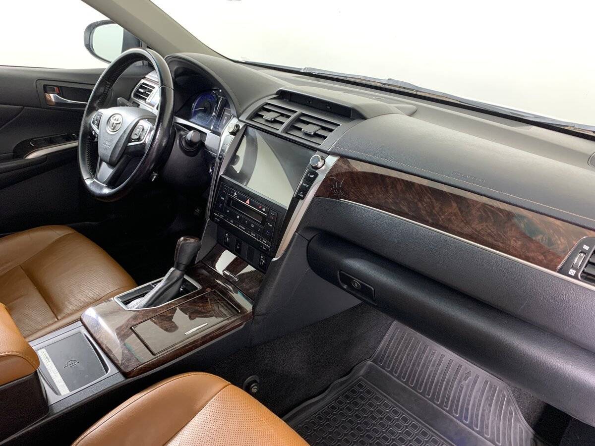 Toyota Camry, 2017 Фото №13