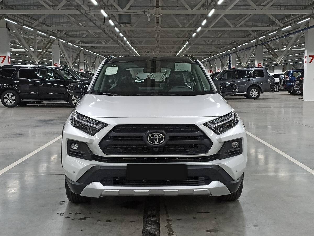 Toyota RAV4, 2024 - 31 км. | Фото №2