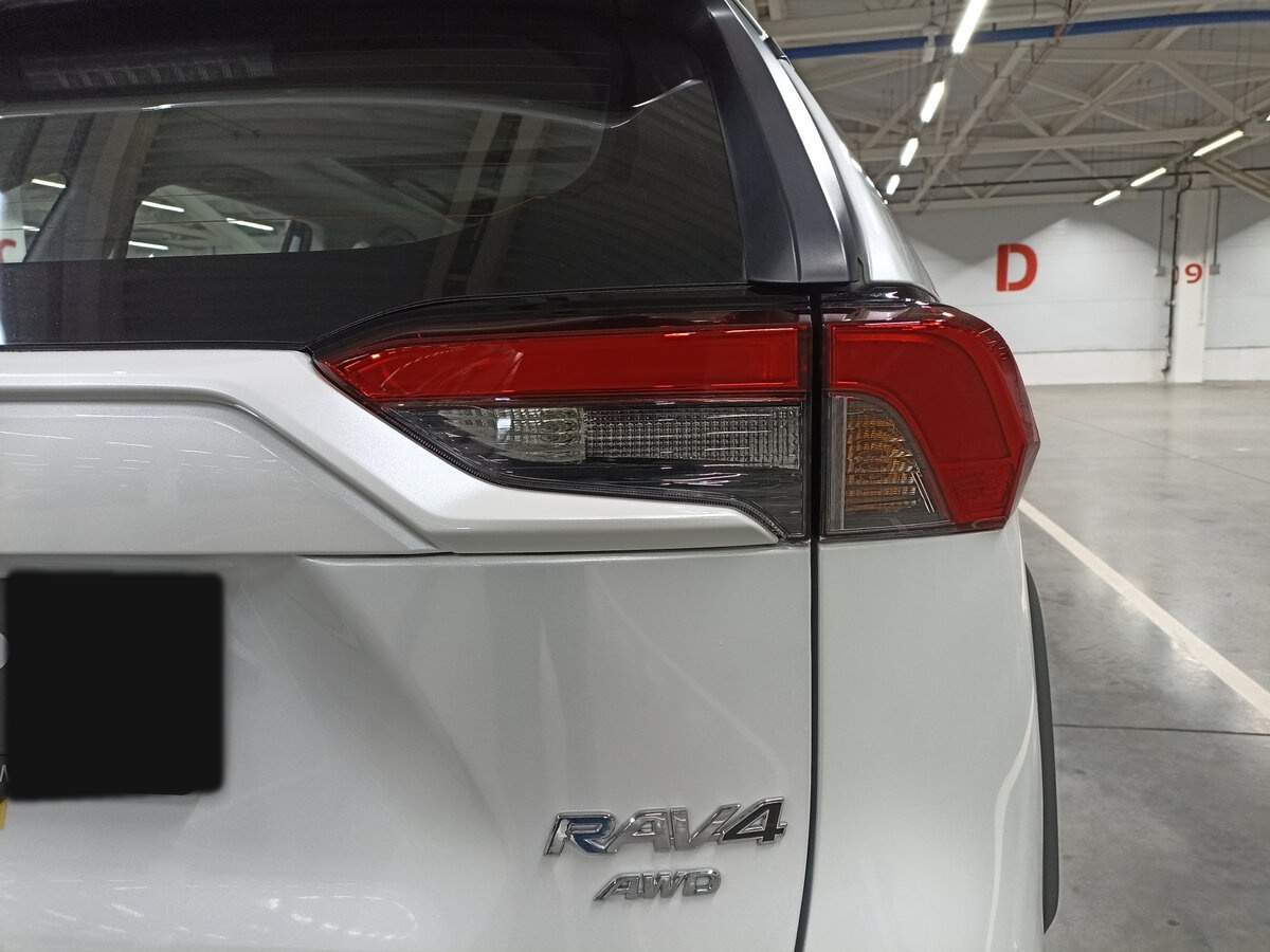 Toyota RAV4, 2024 Фото №9