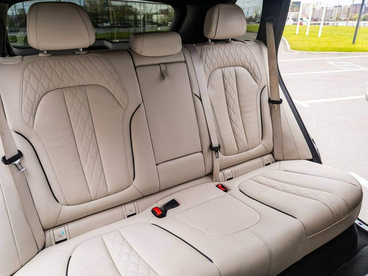 BMW X5 M50d, 2019 Фото №12