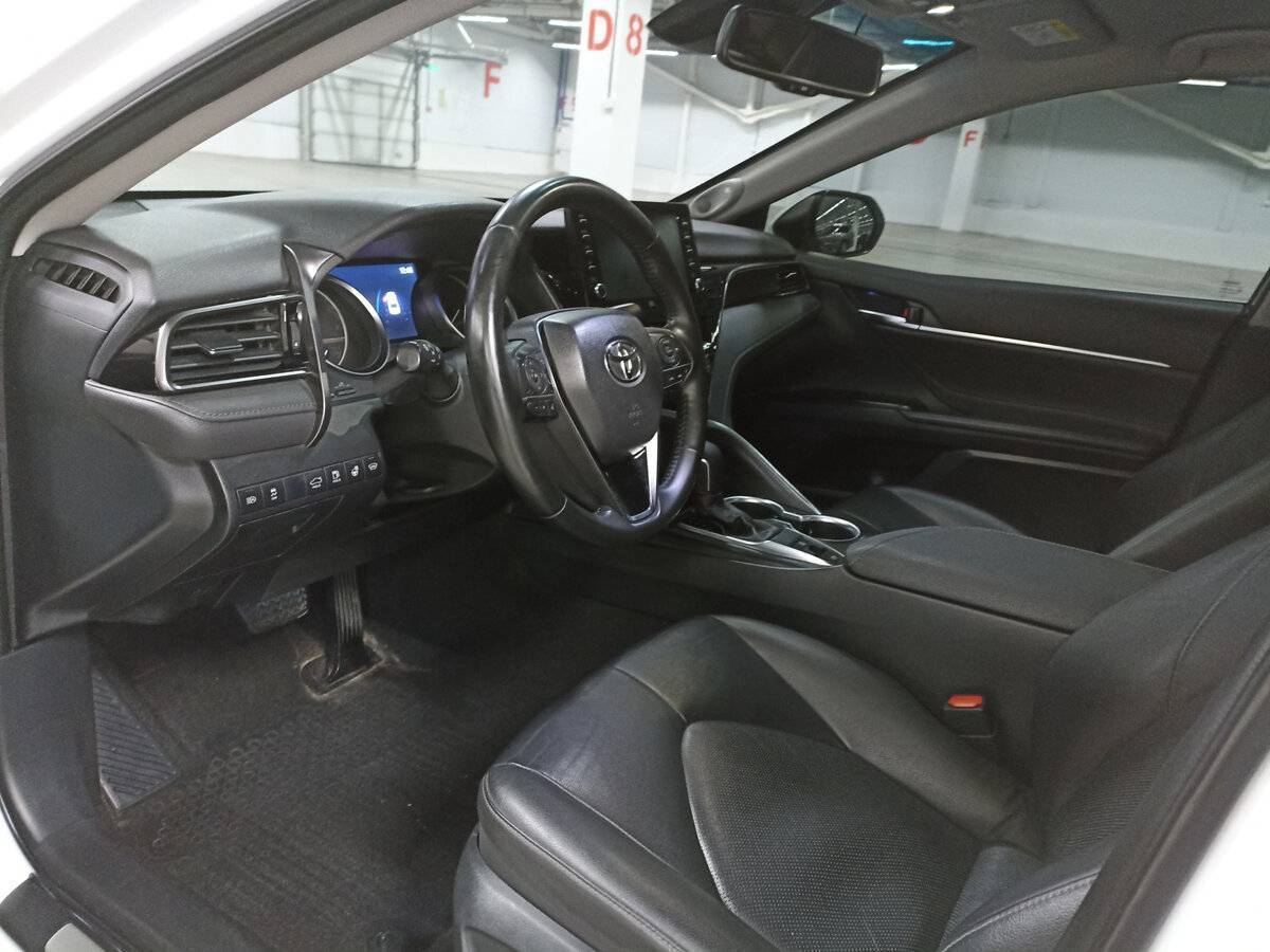 Toyota Camry, 2021 Фото №16