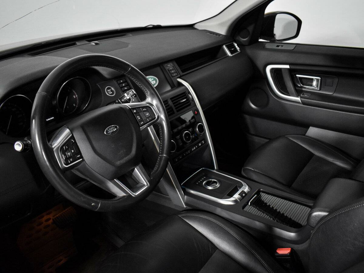 Land Rover Discovery Sport, 2017 - 88 000 км. | Фото №7