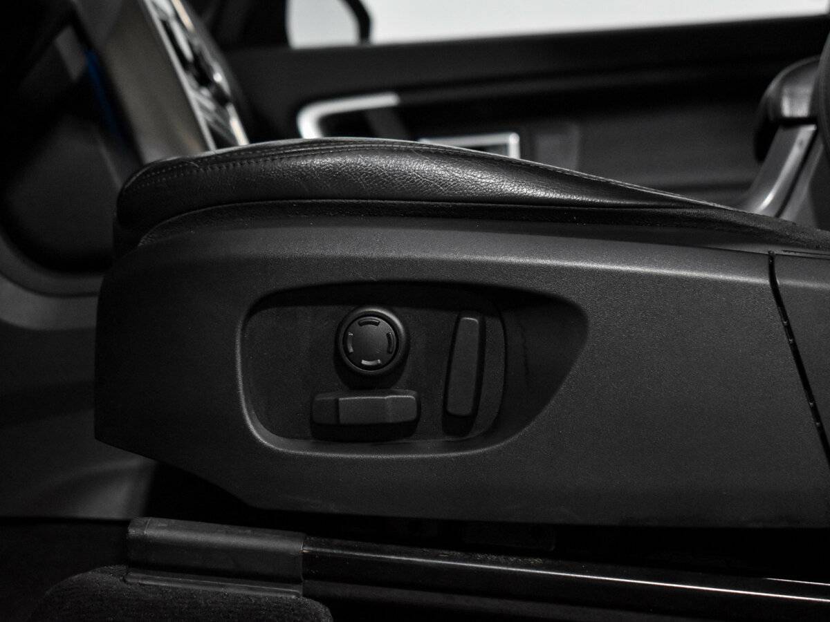 Land Rover Discovery Sport, 2017 Фото №10