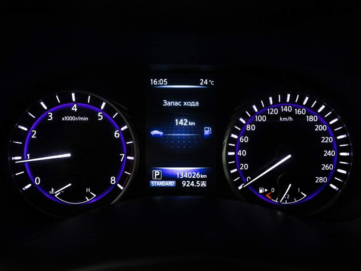 Infiniti Q50, 2014 Фото №12