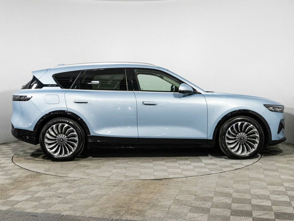 Voyah Free EVR, 2022 - 40 641 км. | Фото №4