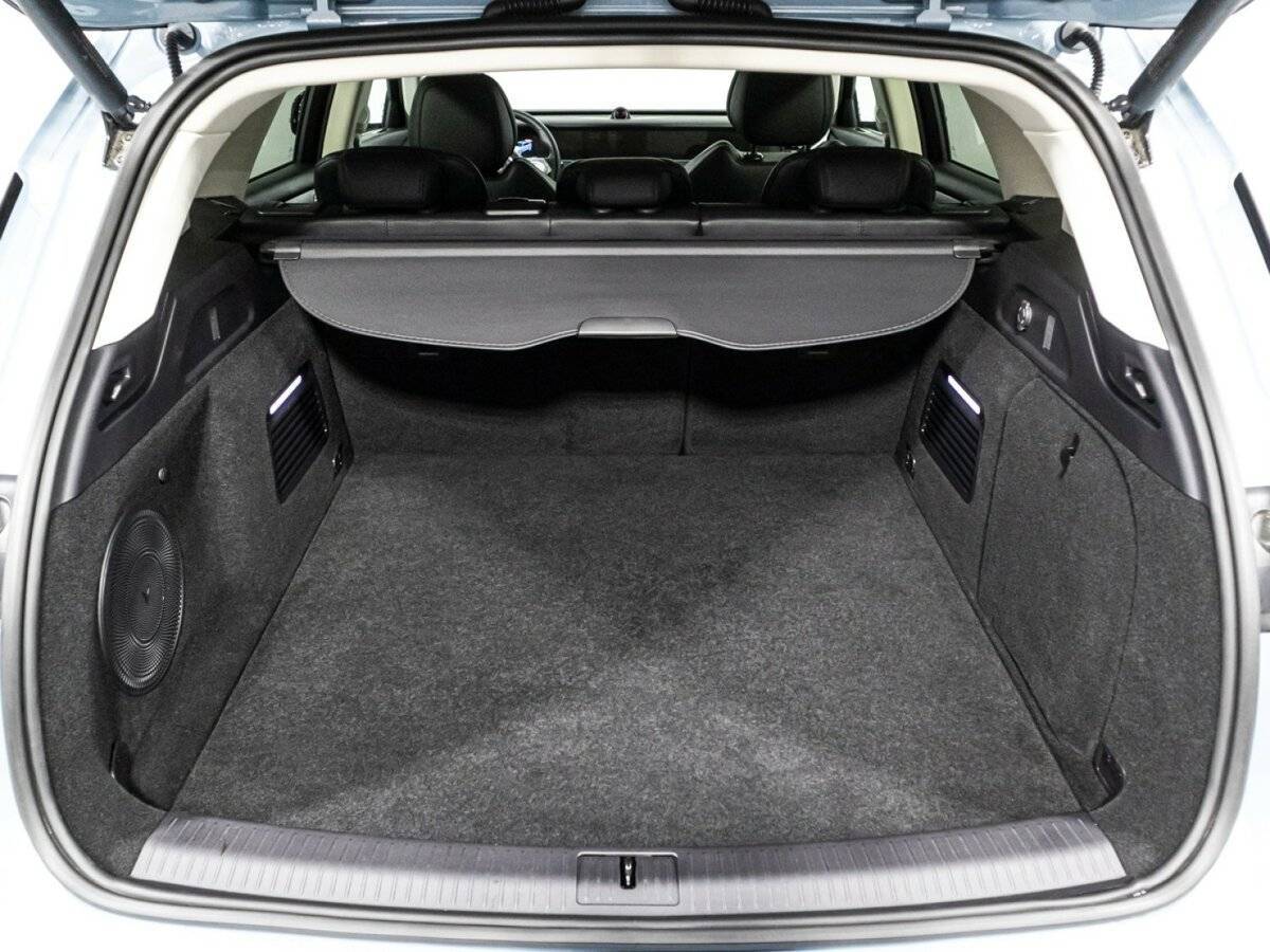 Voyah Free EVR, 2022 Фото №15