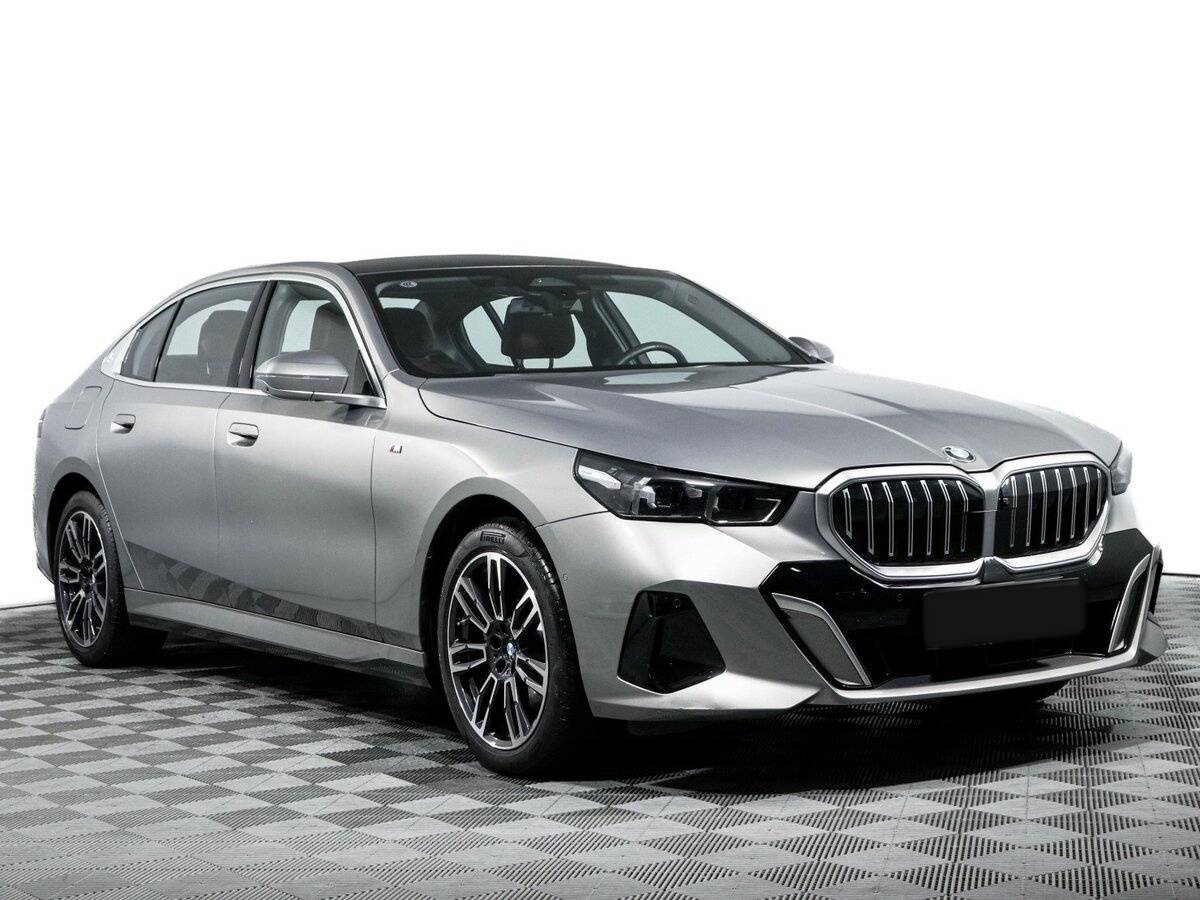 BMW 5 серии Long 530Li, 2024 - 5 850 км. | Фото №3
