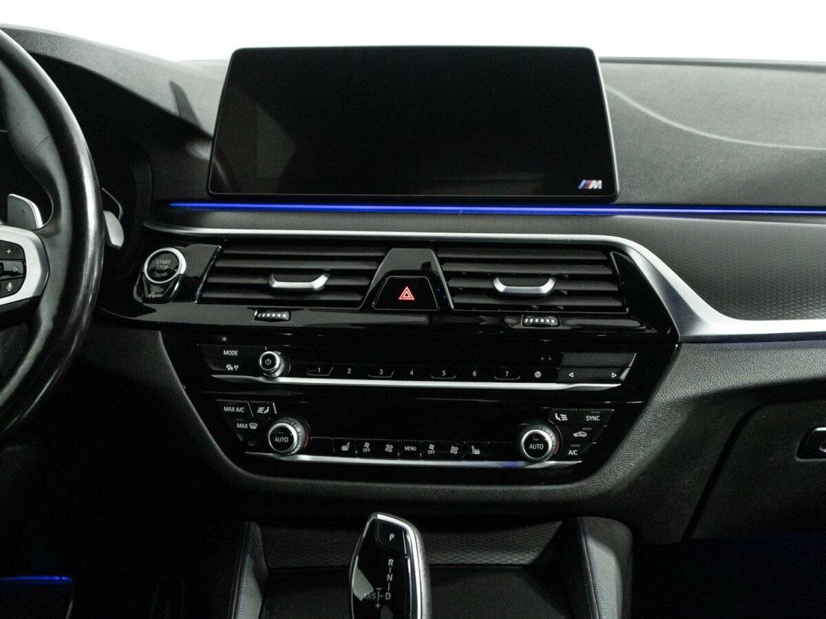 BMW 5 серии 520d xDrive, 2020 Фото №13