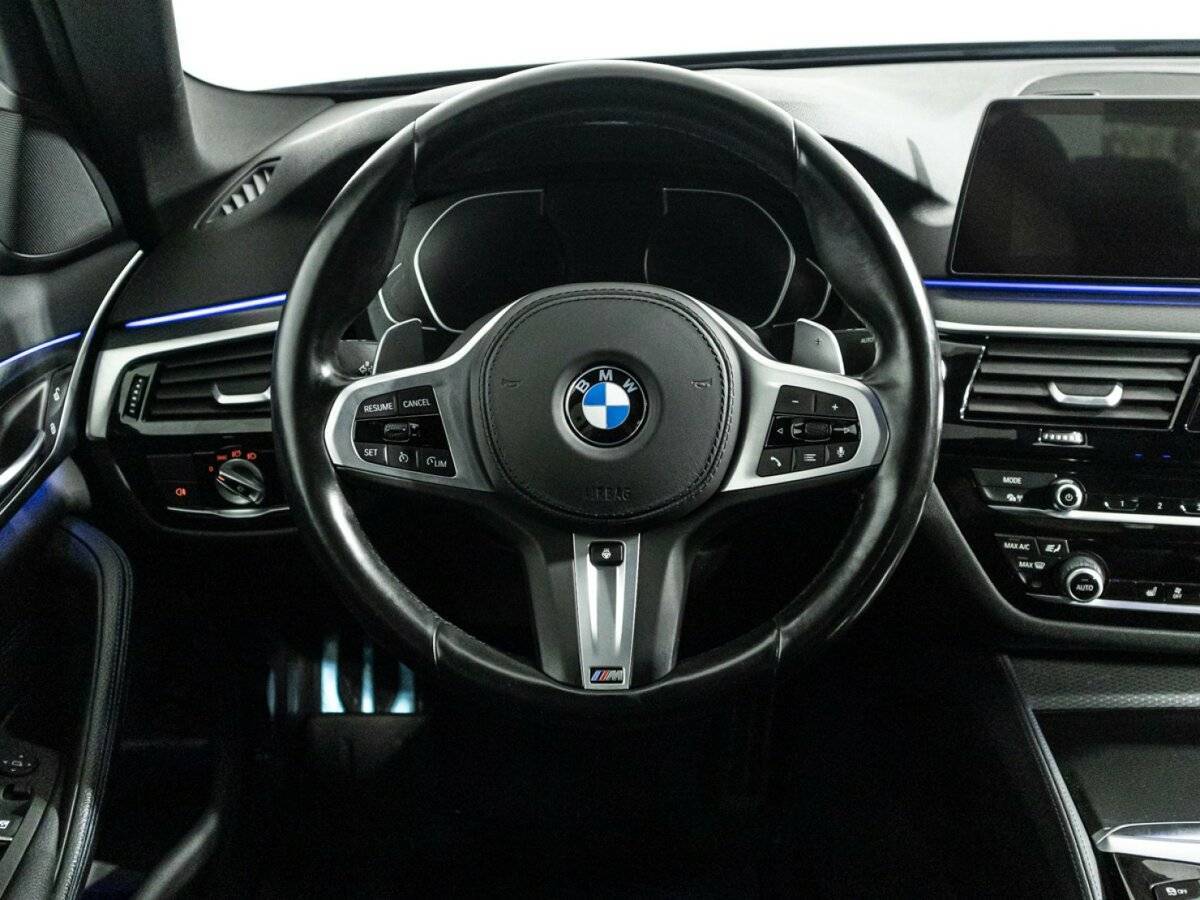 BMW 5 серии 520d xDrive, 2020 Фото №19