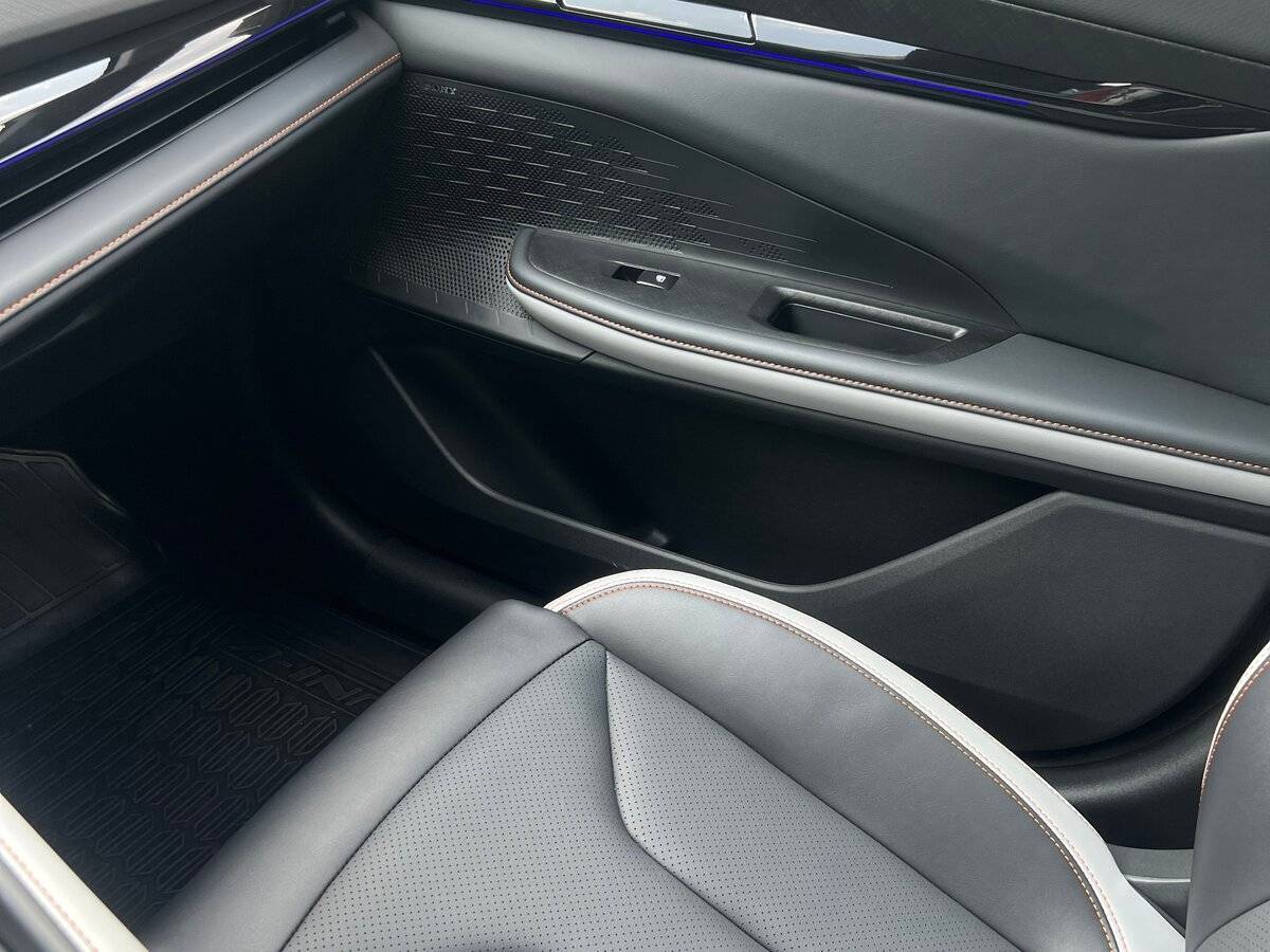 Changan UNI-V, 2024 Фото №16