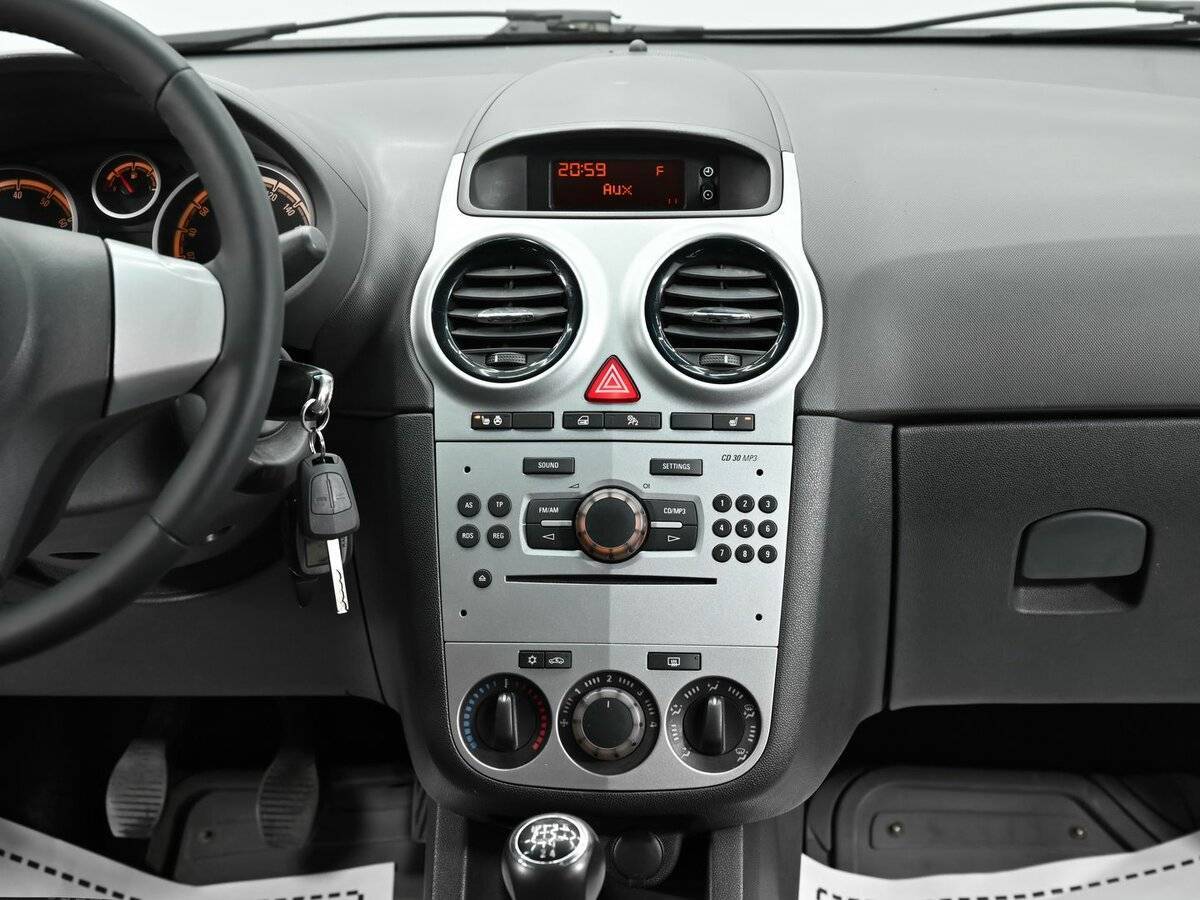 Opel Corsa, 2011 Фото №9