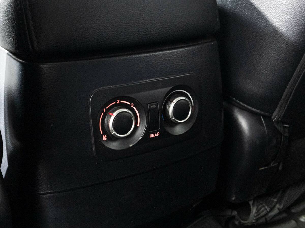 Mitsubishi Pajero, 2007 Фото №17