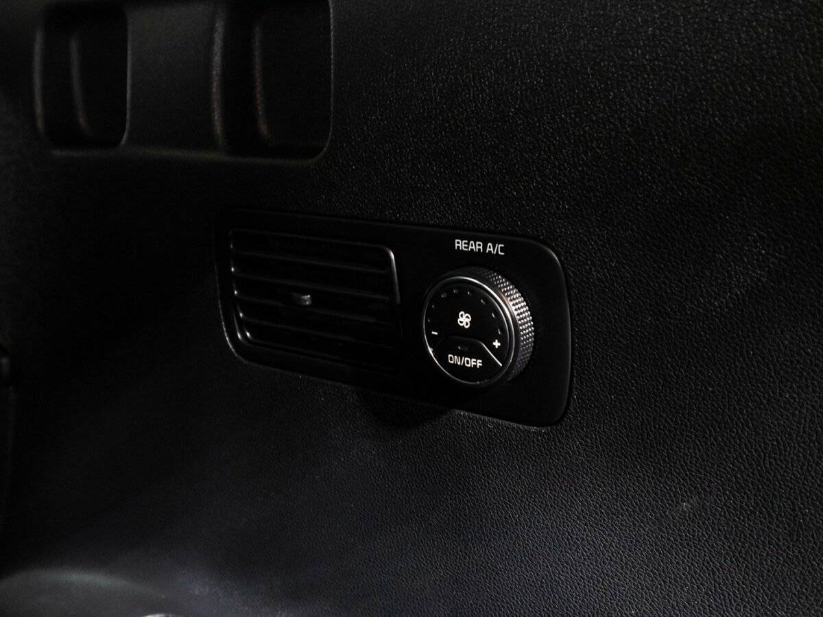 Kia Sorento, 2019 Фото №18