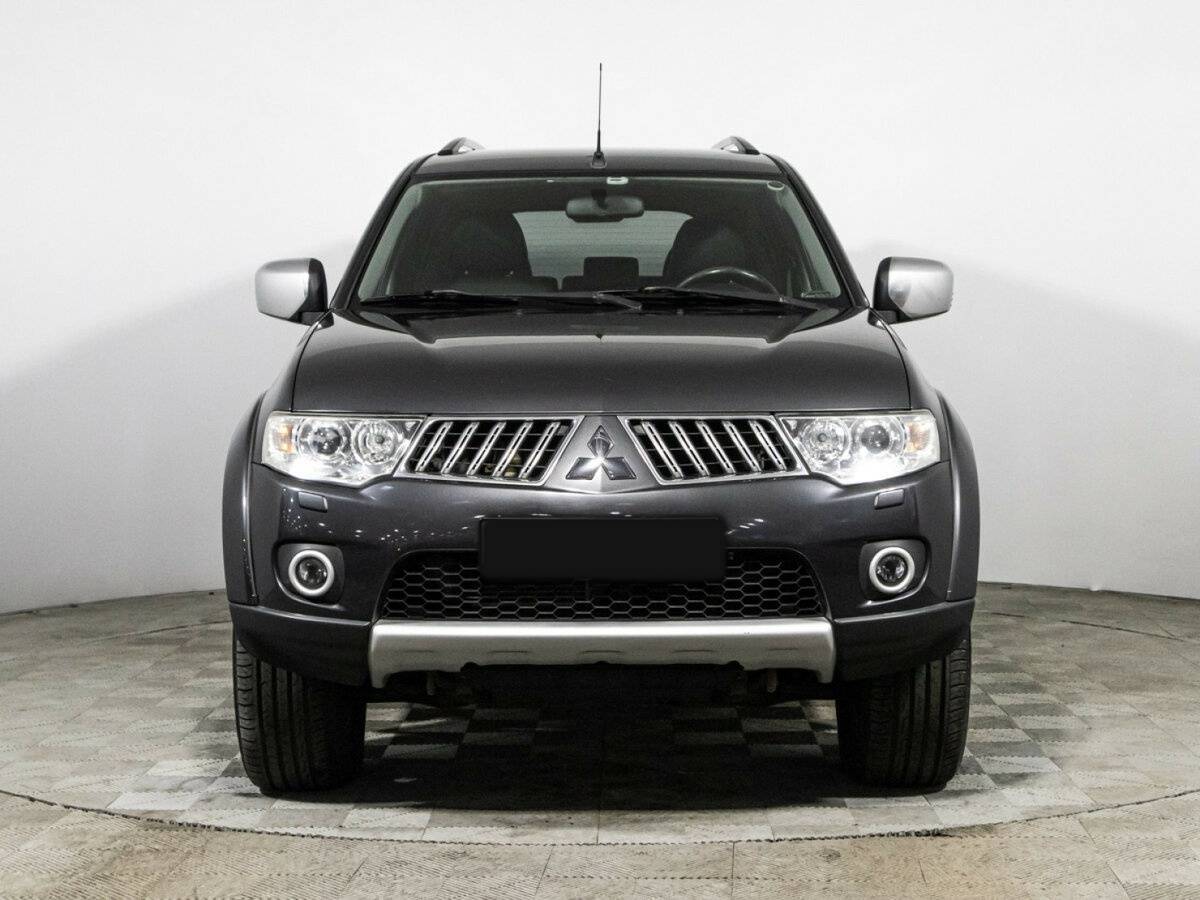 Mitsubishi Pajero Sport, 2011 - 232 708 км. | Фото №2