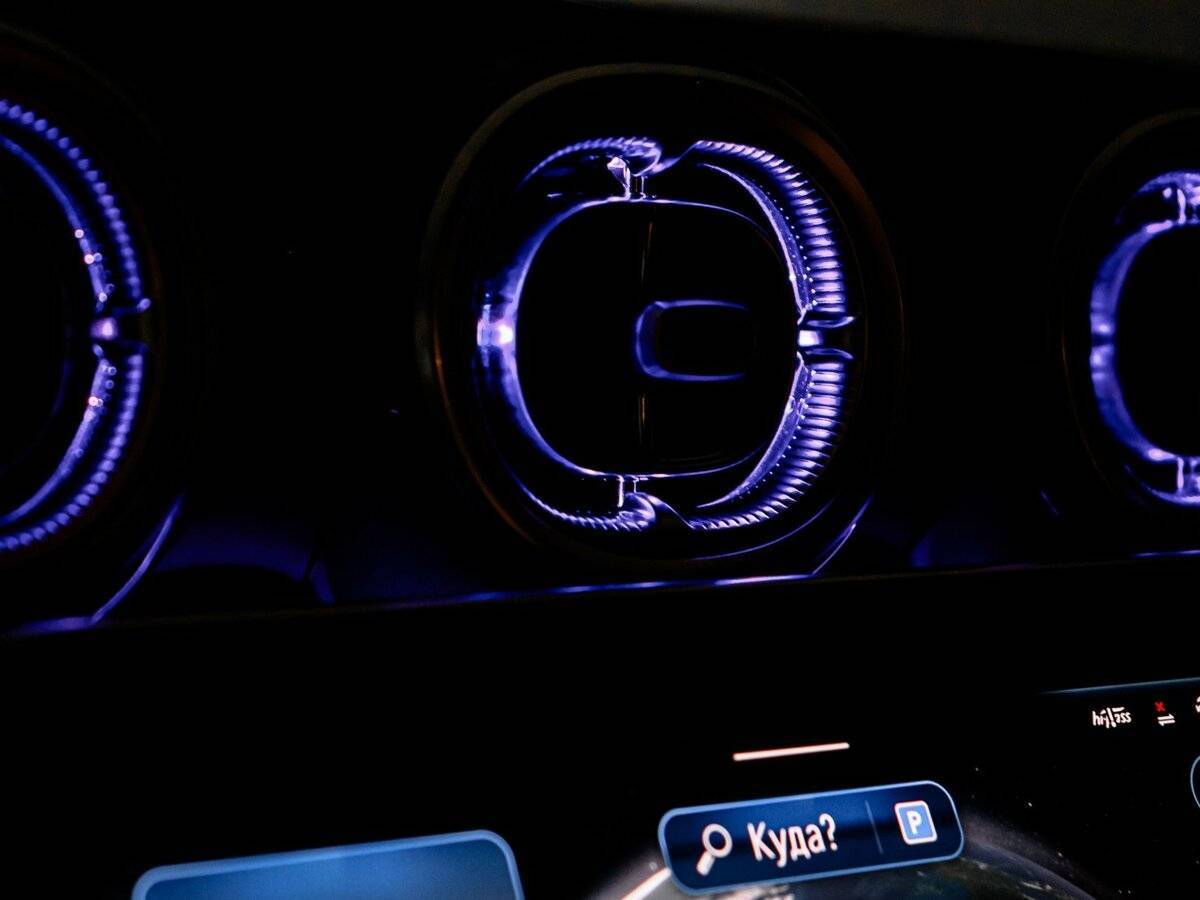 Mercedes-Benz GLC Coupe 300, 2024 Фото №35