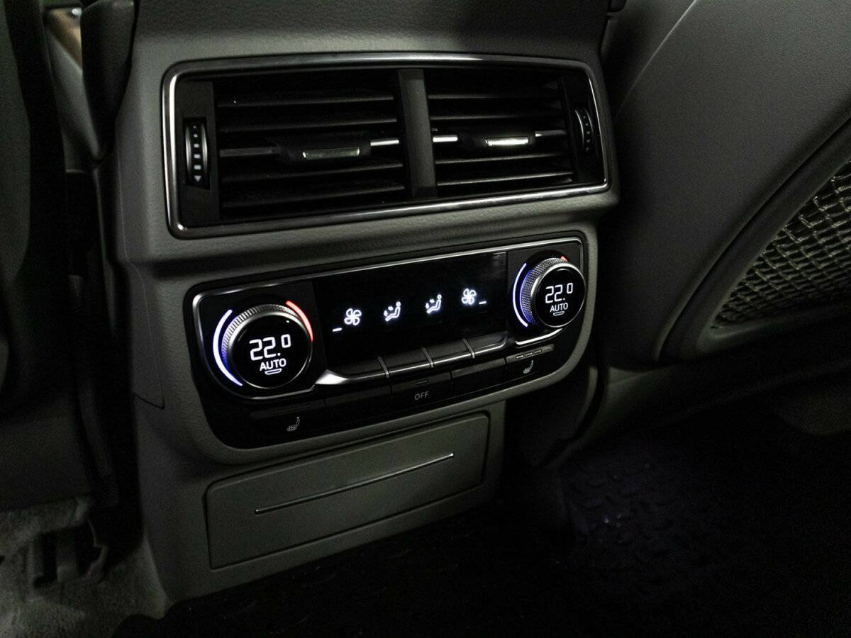 Audi Q7, 2017 Фото №23