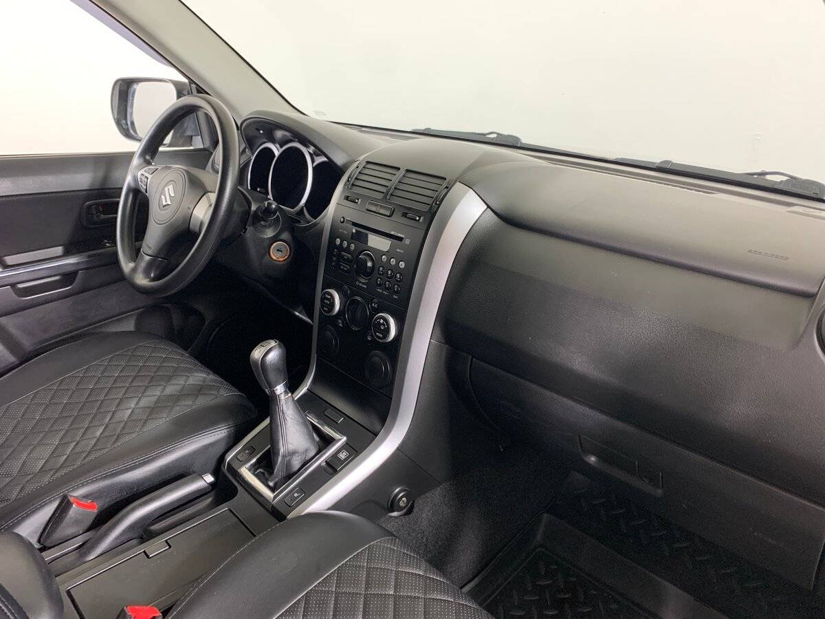 Suzuki Grand Vitara, 2010 Фото №12
