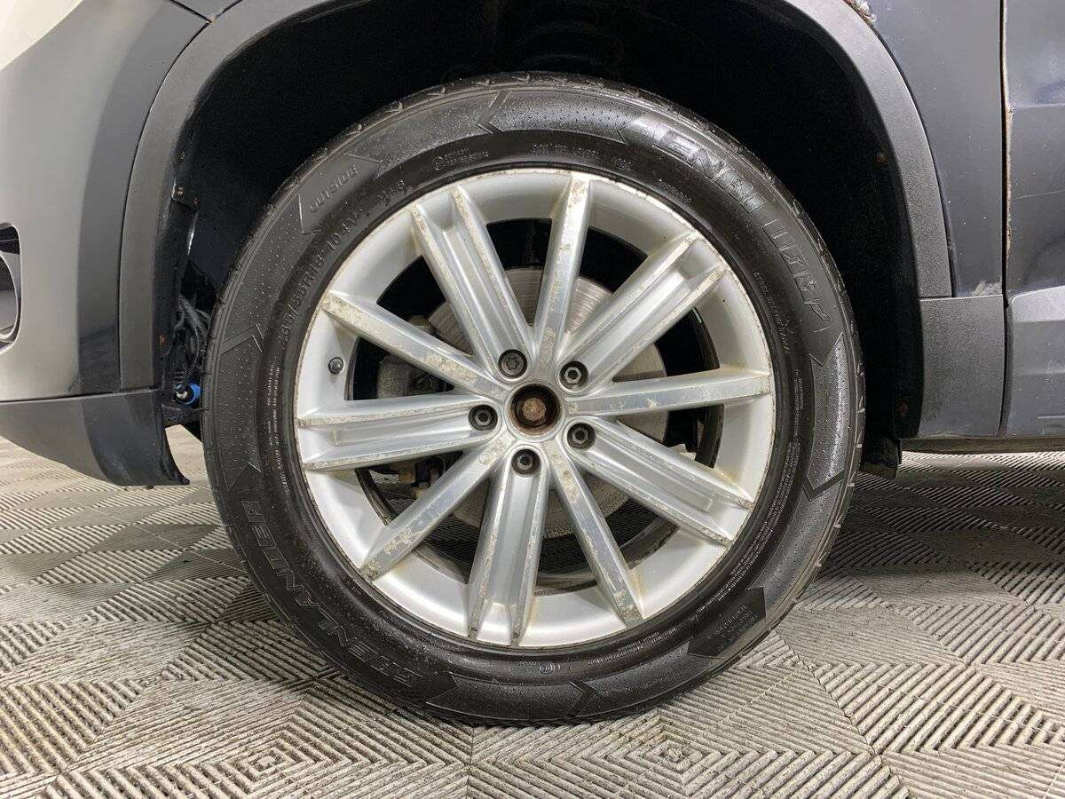 Volkswagen Tiguan, 2010 Фото №9