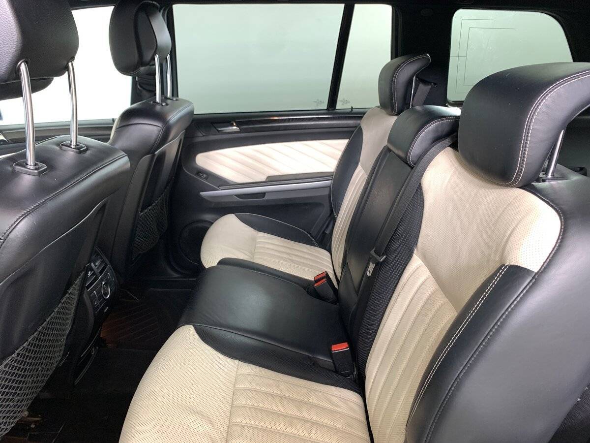 Mercedes-Benz GL-Класс 350, 2011 Фото №18