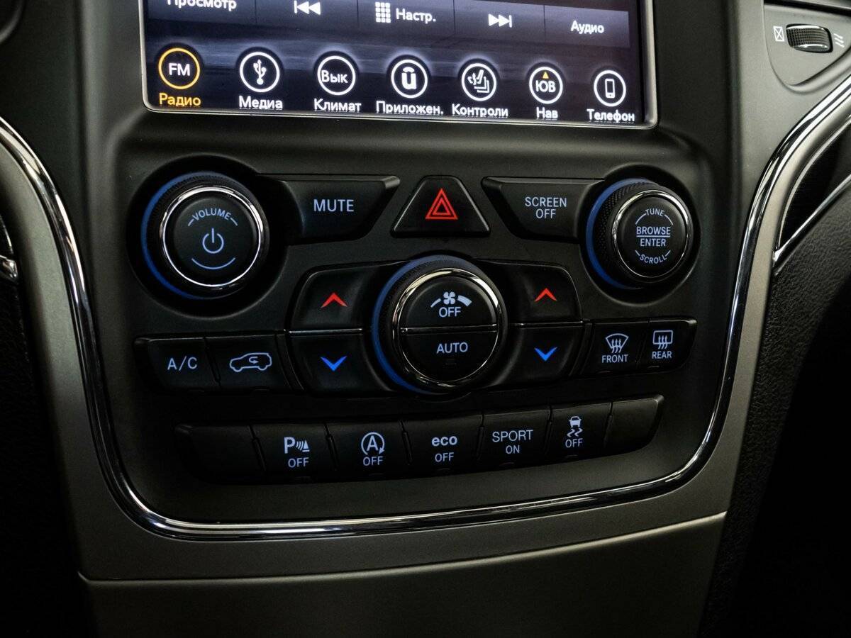 Jeep Grand Cherokee, 2018 Фото №17