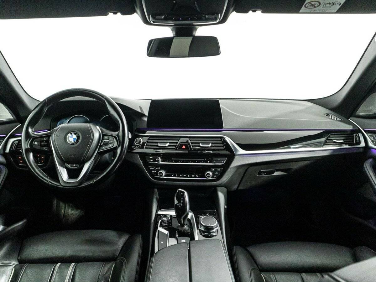 BMW 5 серии 530d xDrive, 2017 Фото №13