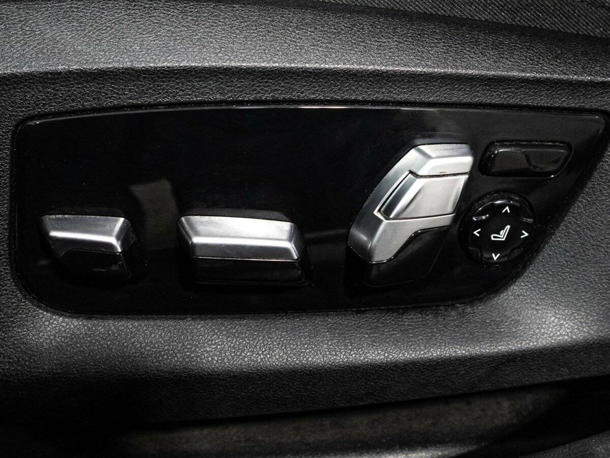 BMW 5 серии 530d xDrive, 2017 Фото №17