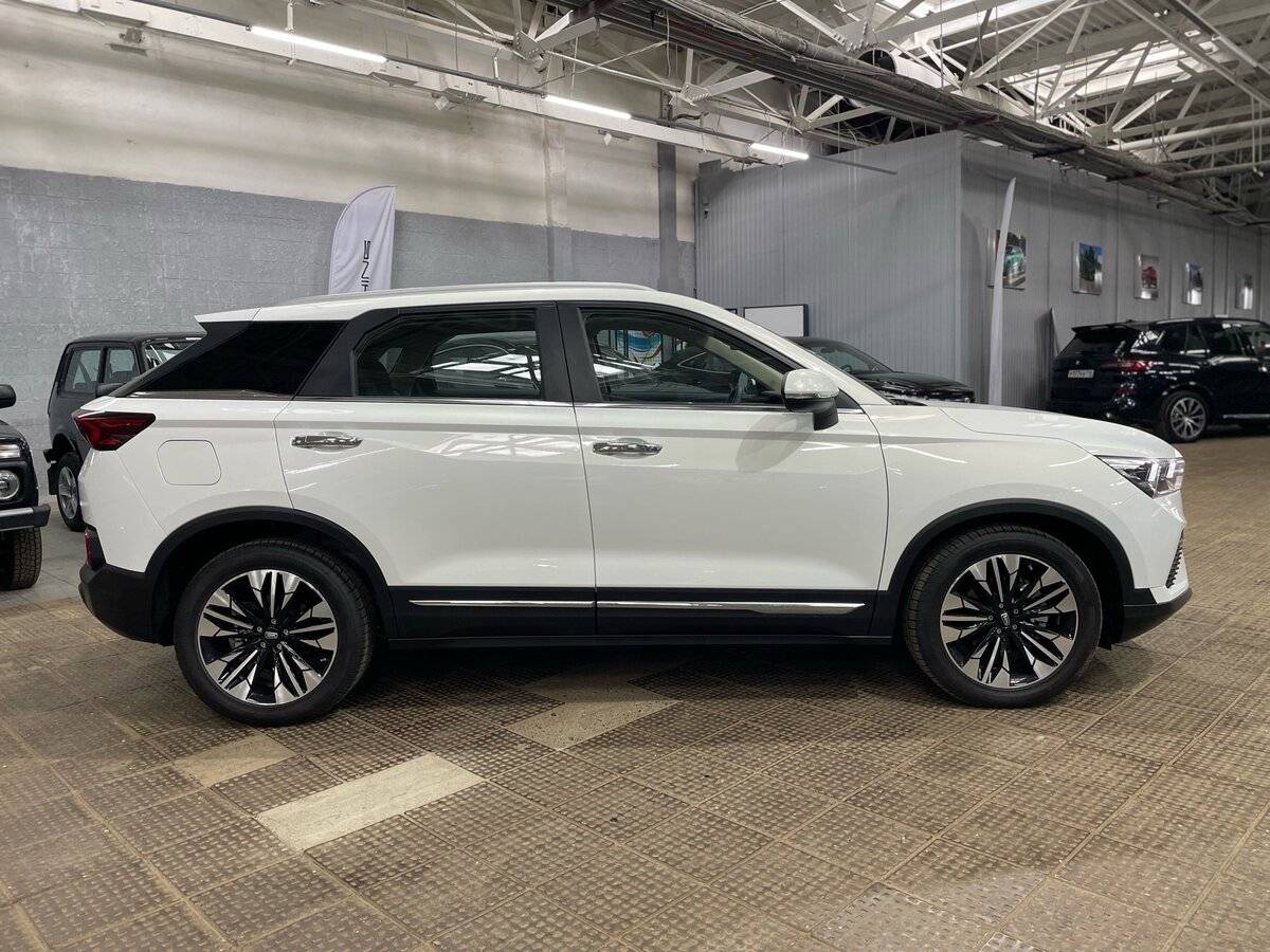 FAW Bestune T77, 2023 Фото №4