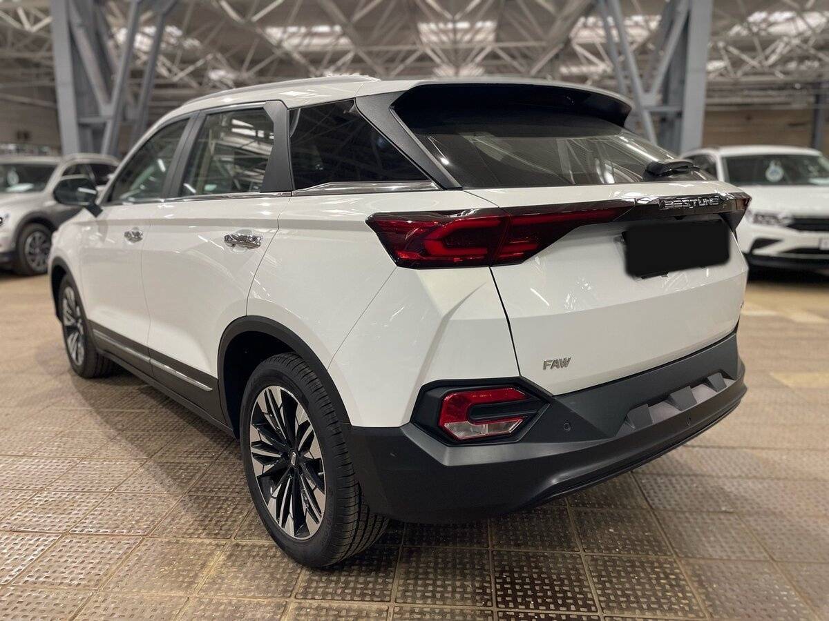 FAW Bestune T77, 2023 Фото №8