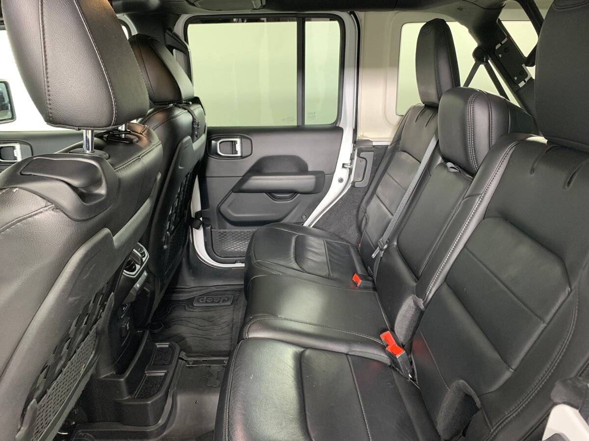 Jeep Wrangler, 2019 Фото №19