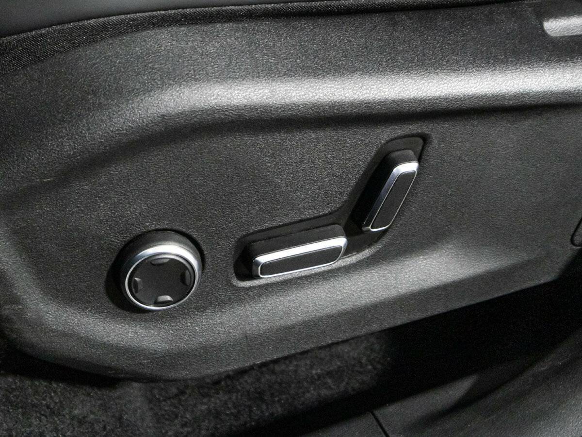 Geely Monjaro, 2023 Фото №18