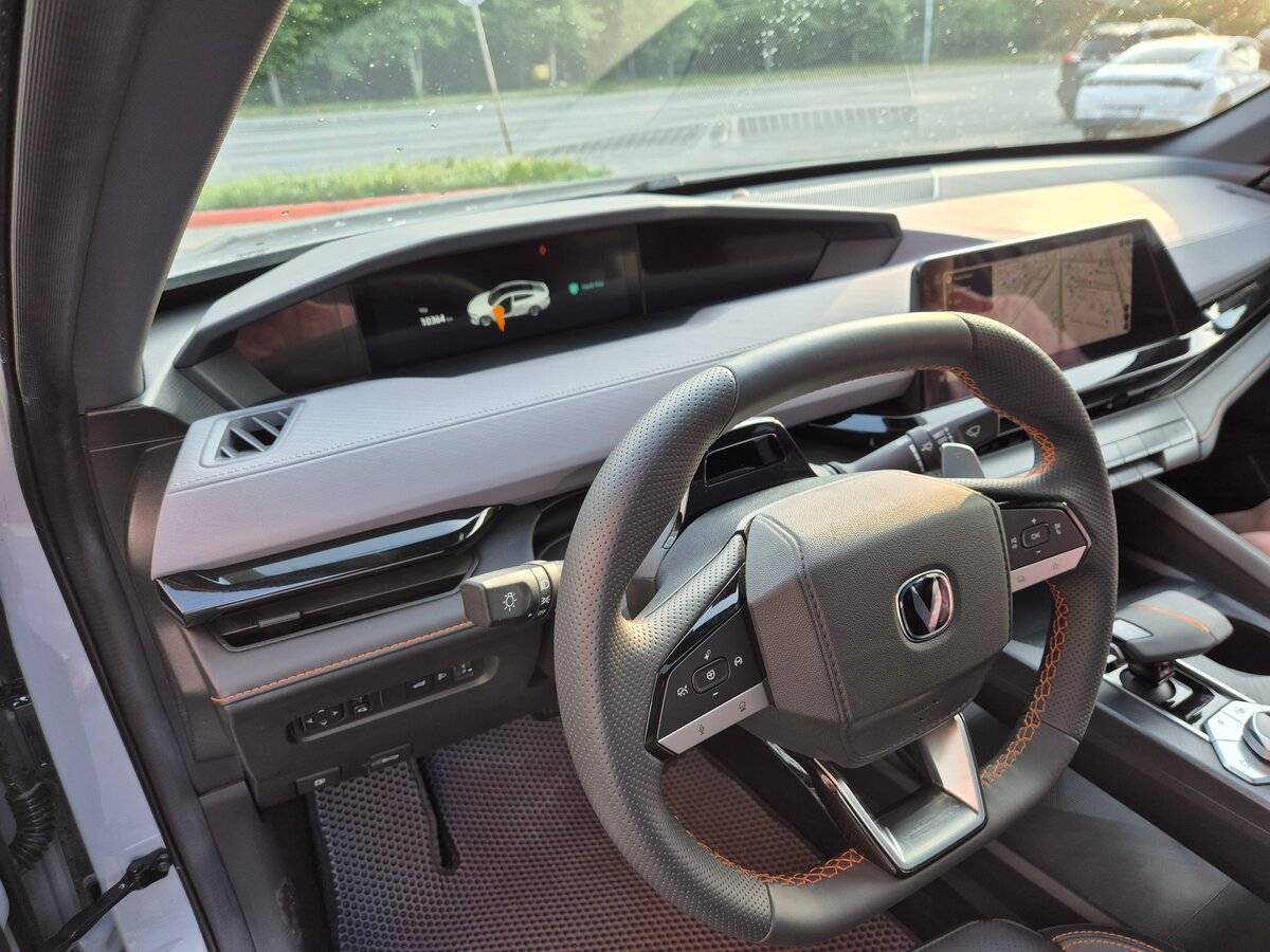 Changan UNI-V, 2023 Фото №21