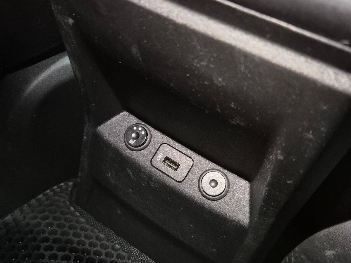 Changan UNI-V, 2023 Фото №22