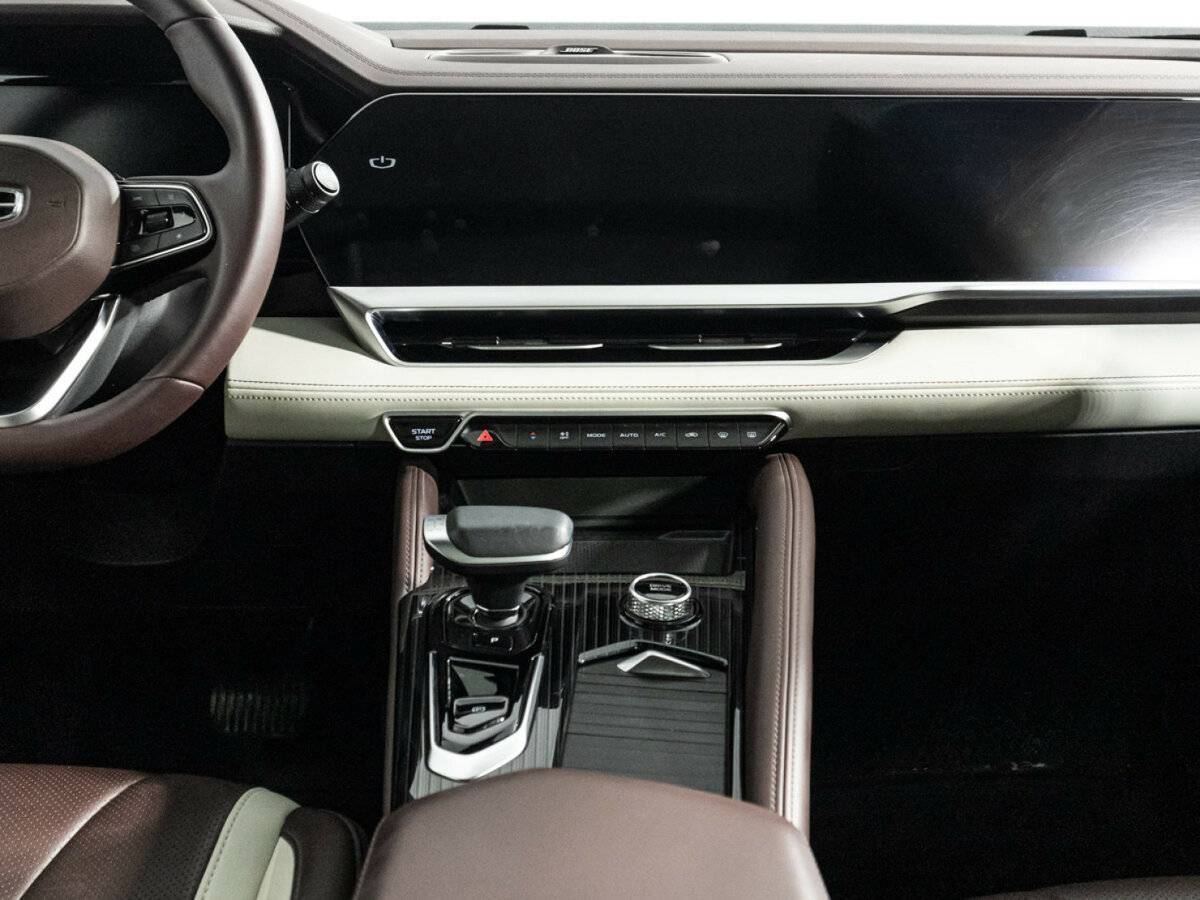 Geely Monjaro, 2023 Фото №14