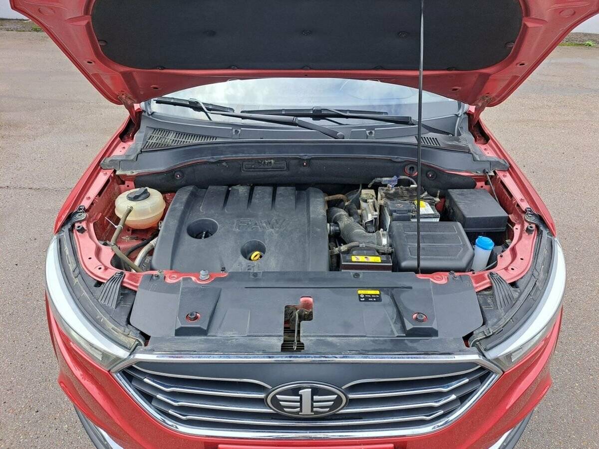 FAW Besturn X40, 2021 Фото №9