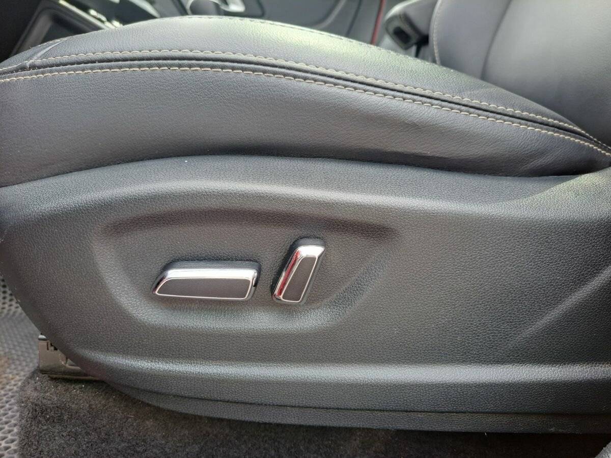 FAW Besturn X40, 2021 Фото №22