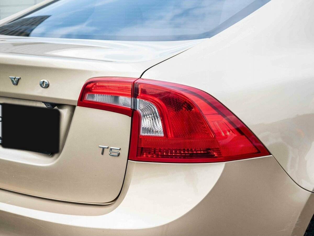 Volvo S60, 2011 Фото №21